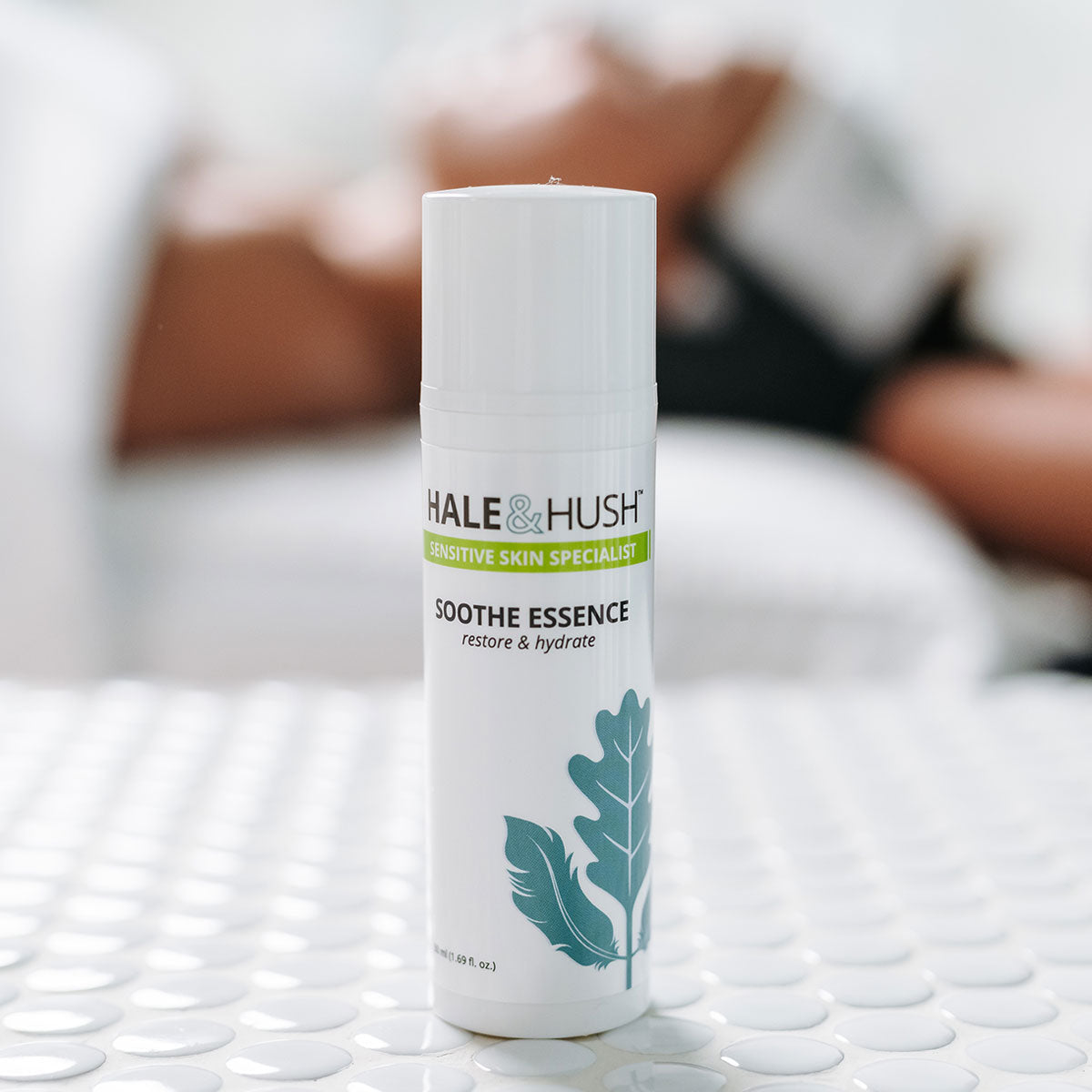  Soothe Essence Serum Hydrating Serum close up